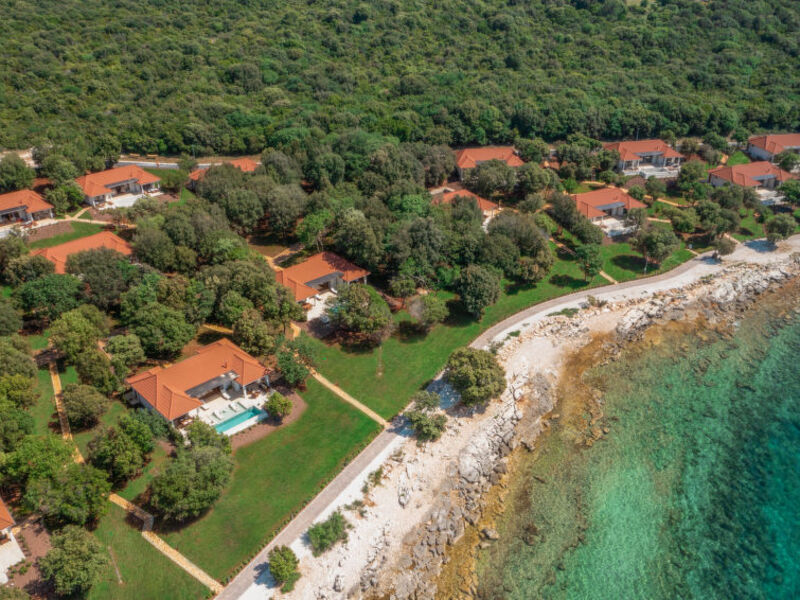Luxury Beach Villas Porto Bus