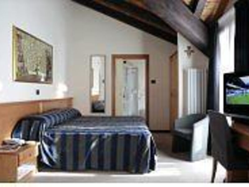 Hotel Alpechiara