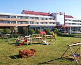 Thermenhotel All in Red