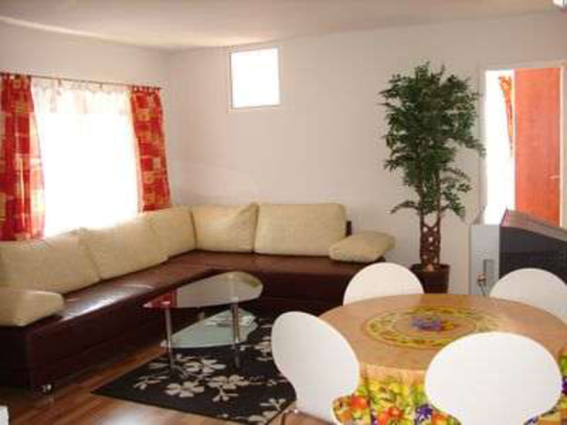 Vila 1323-320