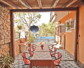 Vila 549-525