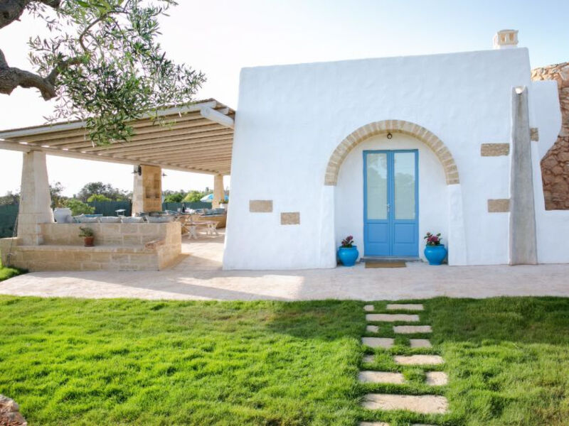 Prestige Pool Trullo