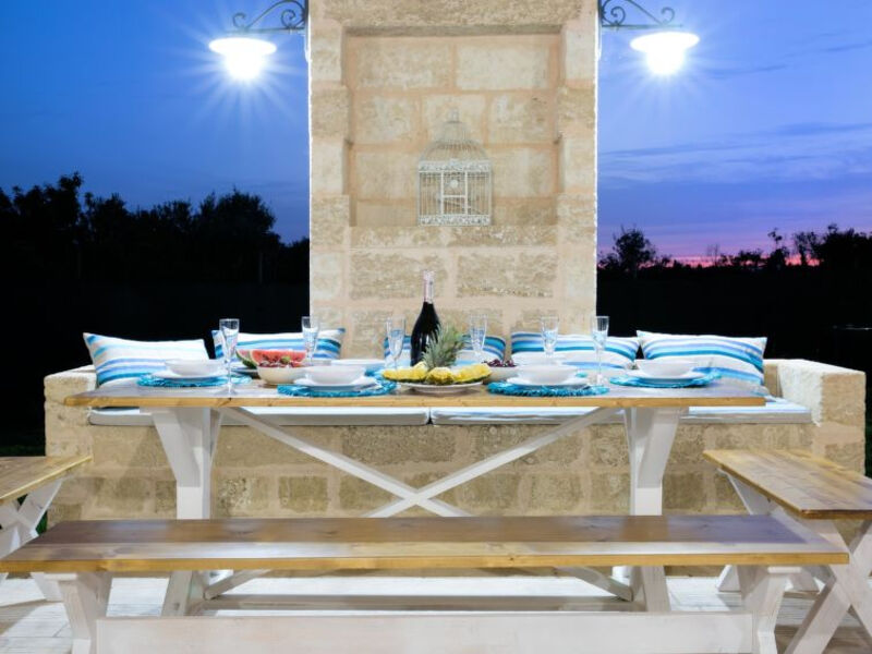 Prestige Pool Trullo