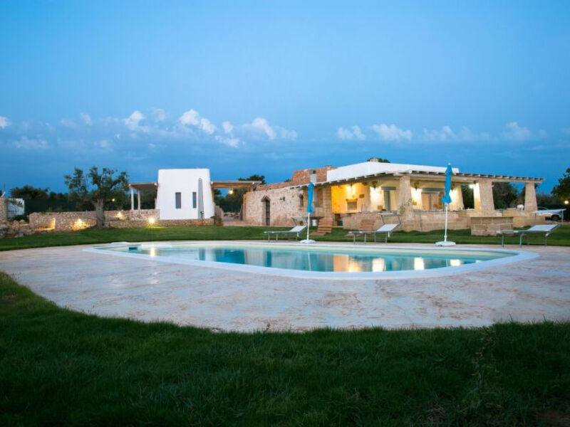 Prestige Pool Trullo