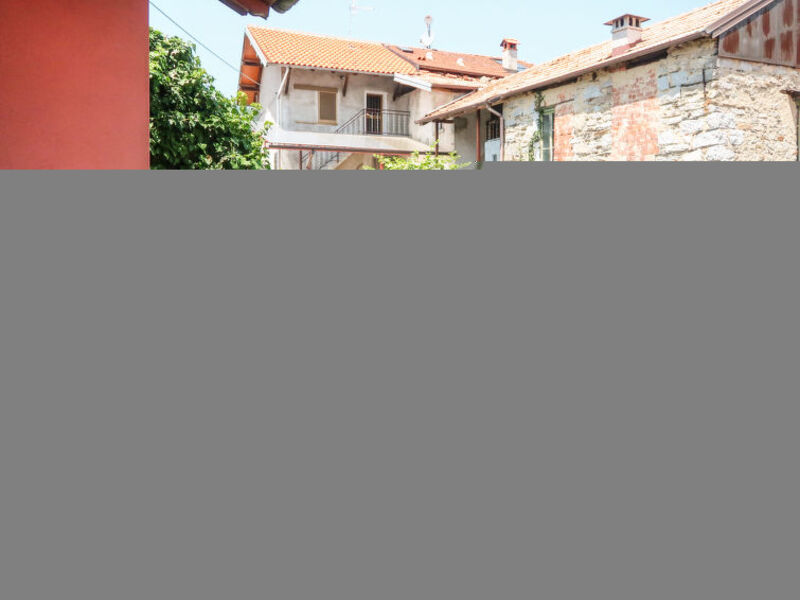 Casa Monte San Giulio