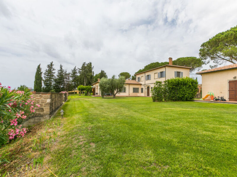 Casa Dell'Arco
