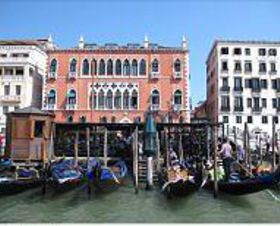Hotel Russott