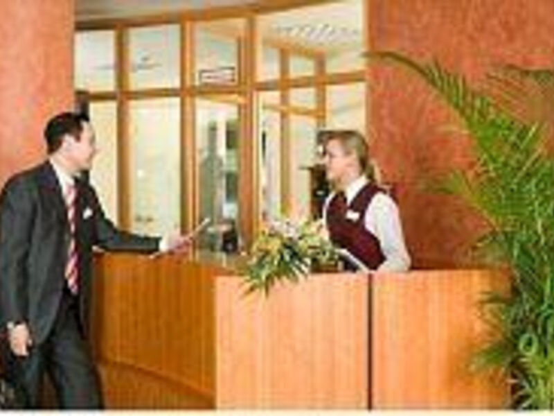 BEST WESTERN PREMIER Airporthotel Fontane