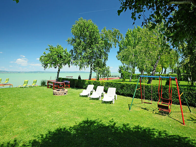 Balaton H2083