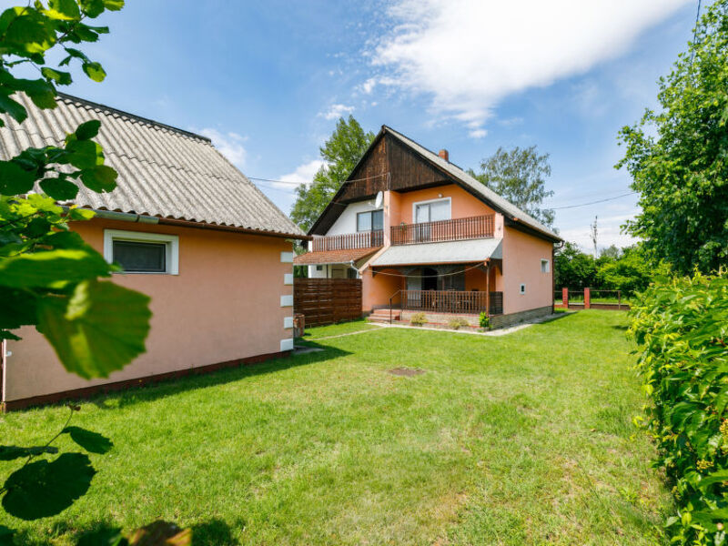 Balaton 373