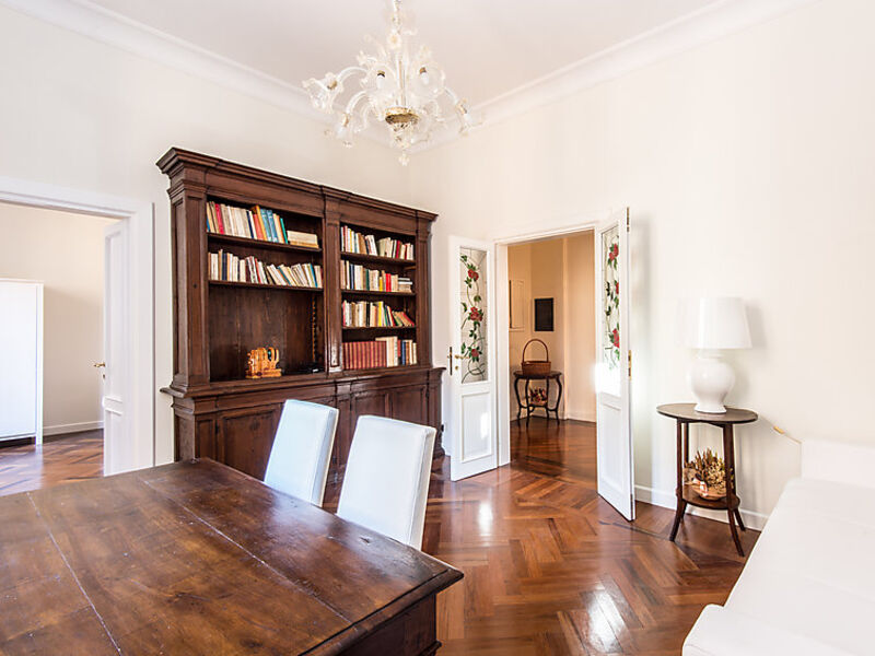 Vatican Luxury Apt
