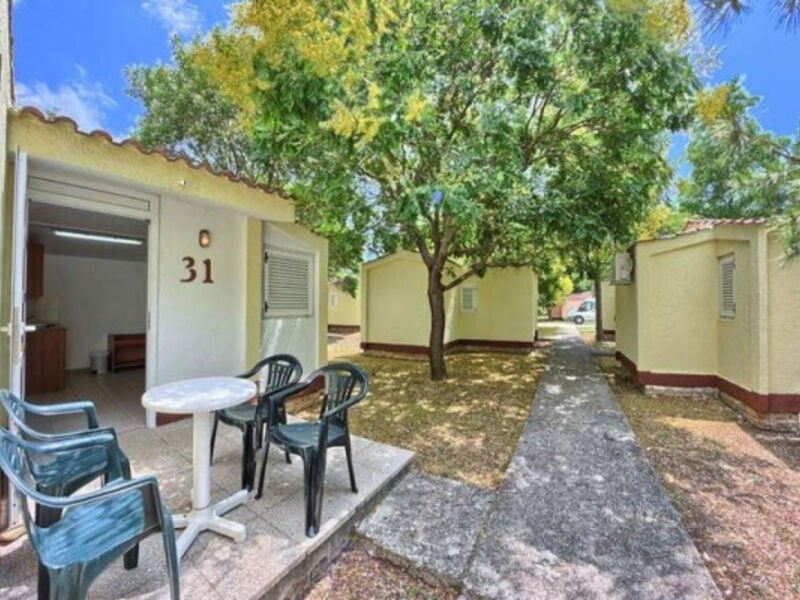 Tur.Komplex Resnik - Bungalovi