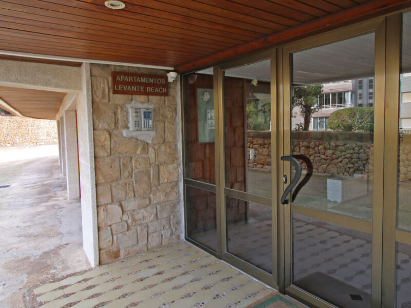 Apartamentos Levante Beach