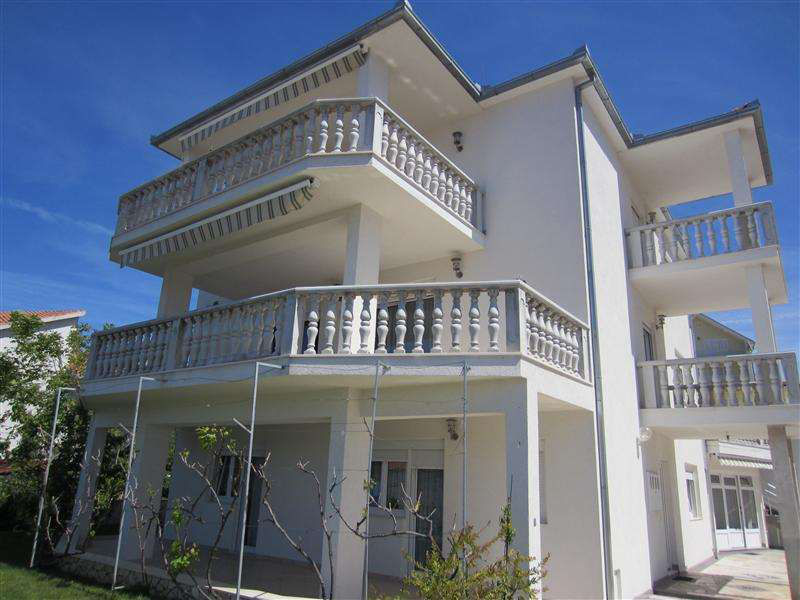 Apartmány 1351-77