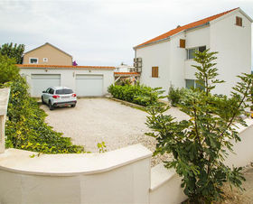 Vila 1351-187