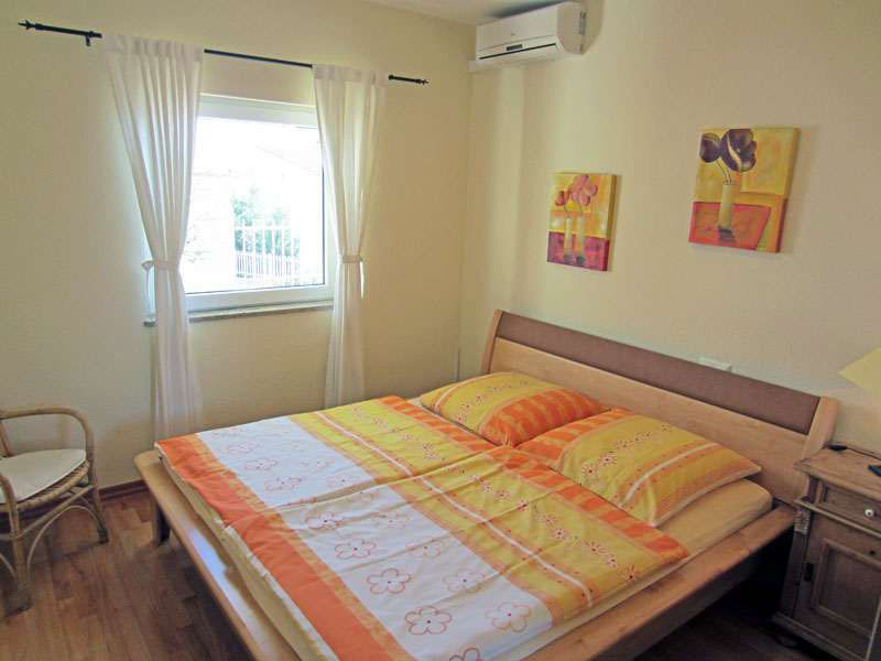 Vila 1351-92