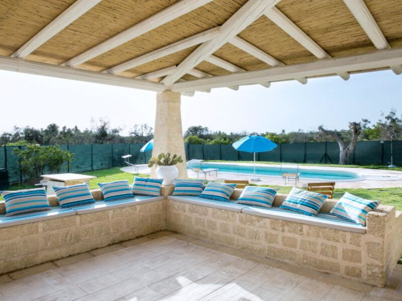 Prestige Pool Trullo