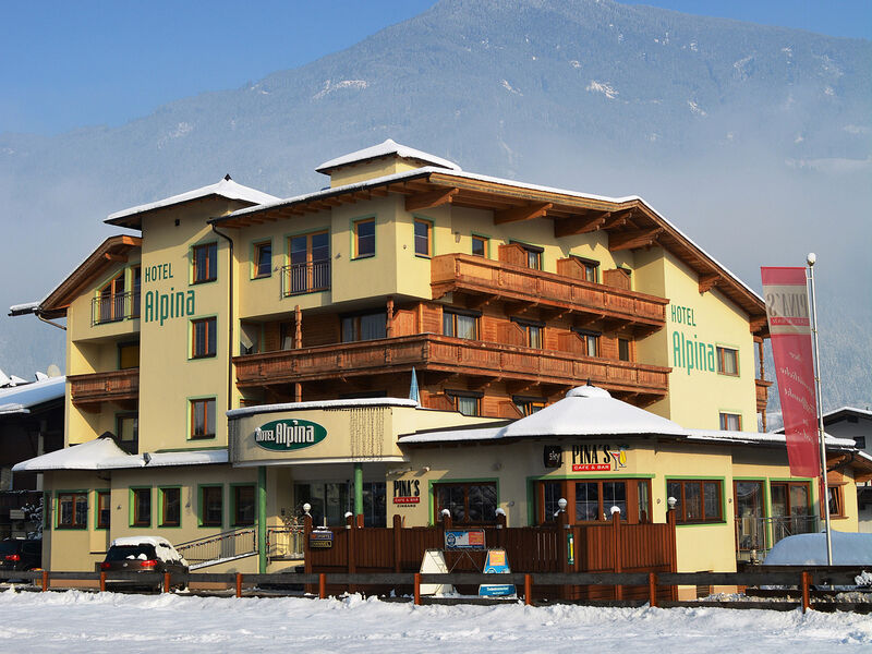 Hotel Alpina