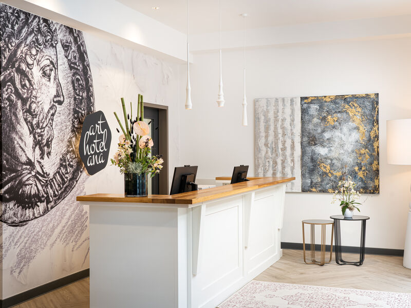 elaya hotel Regensburg city center