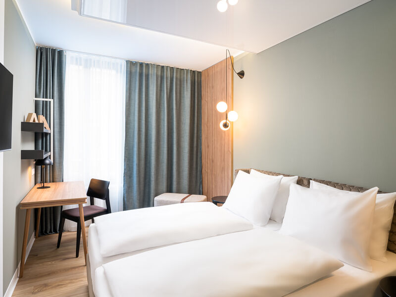 elaya hotel Regensburg city center