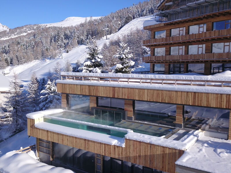 Hotel Alpen Village