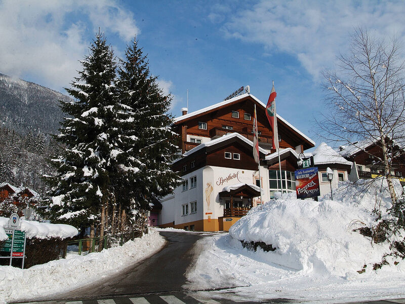 Sporthotel Mölltal  se skipasem