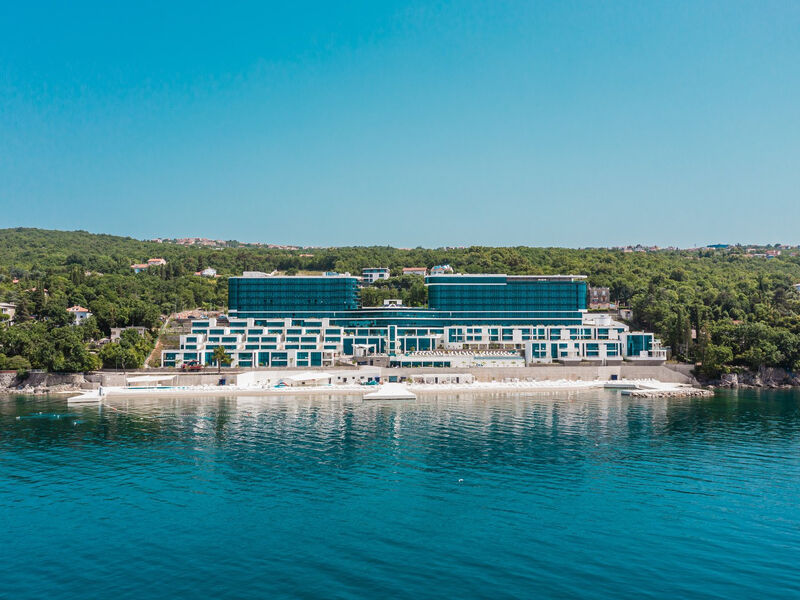 Hilton Rijeka Costabella Beach Resort & Spa