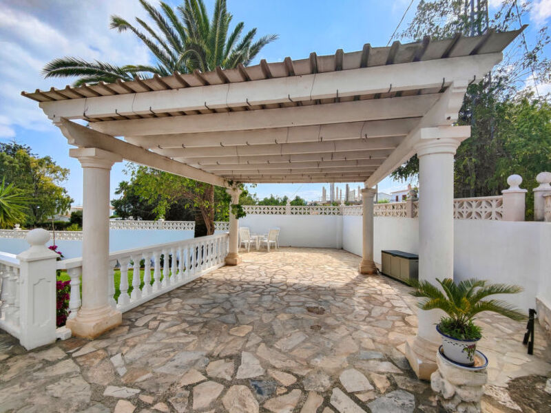 Villa Jolanda