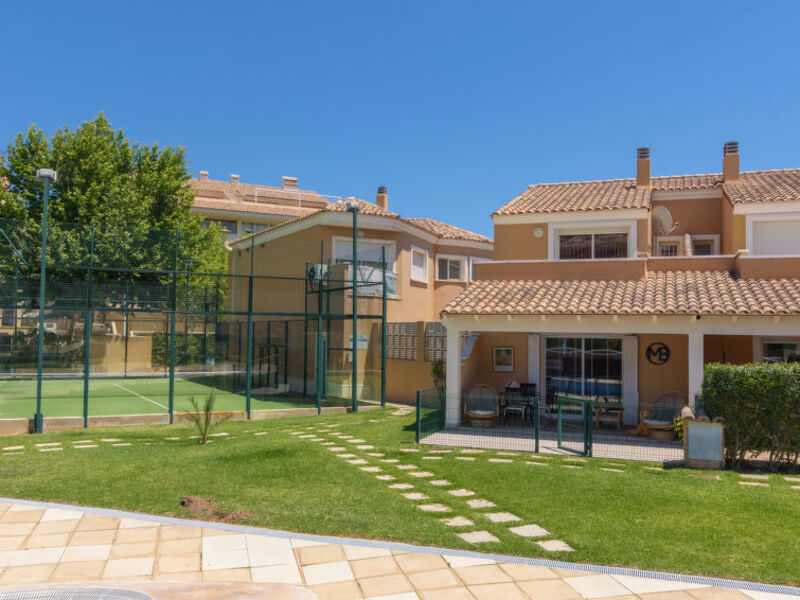 Moreras Del Saladar