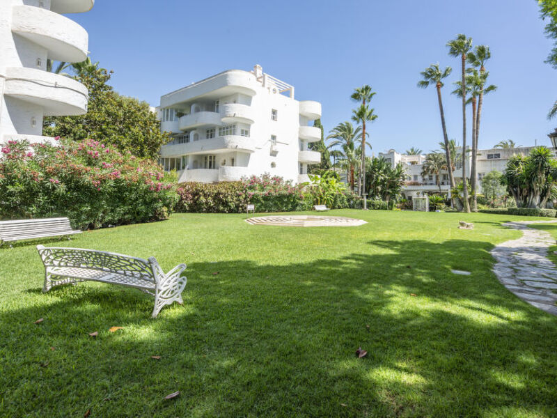 Marbella Real Gardens