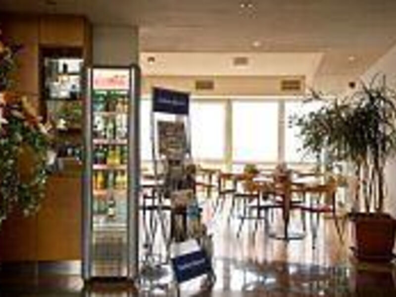 Highway Hotel
