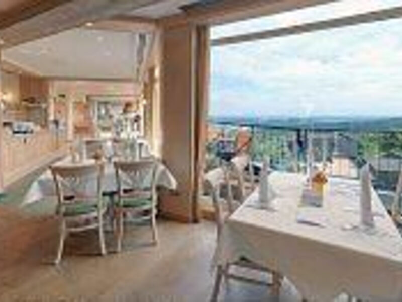 Rhoen Park Hotel