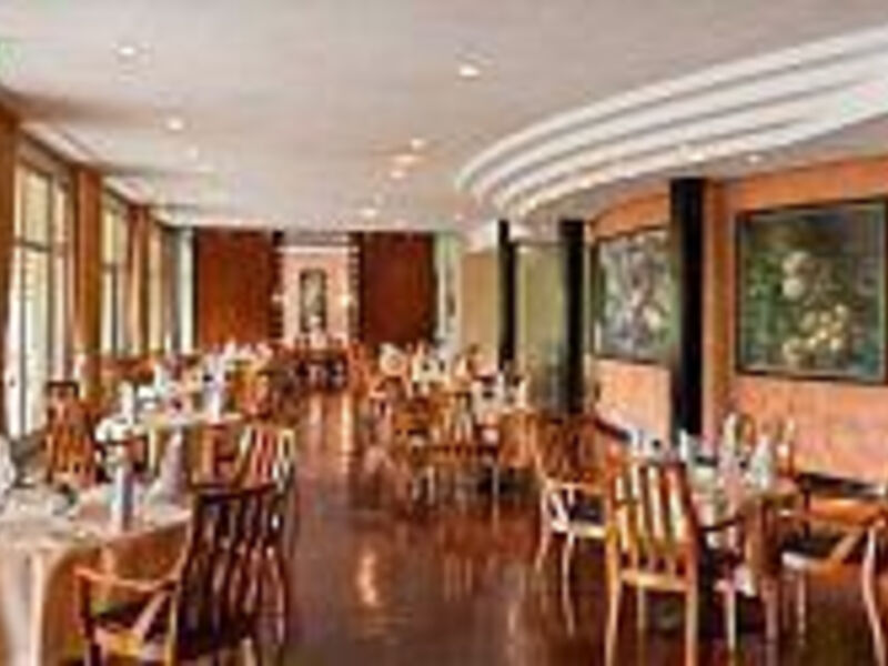 Grand City Hotel Dresden Radebeul