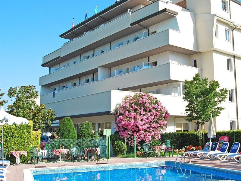 Hotel Old River