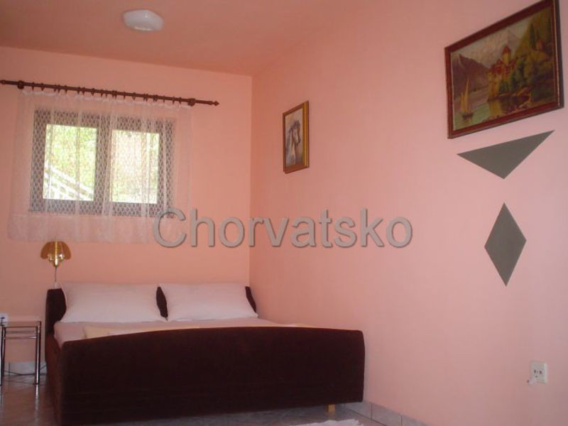 Apartmány Lira