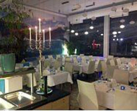 Hotel Aqua Hotel & Hostel