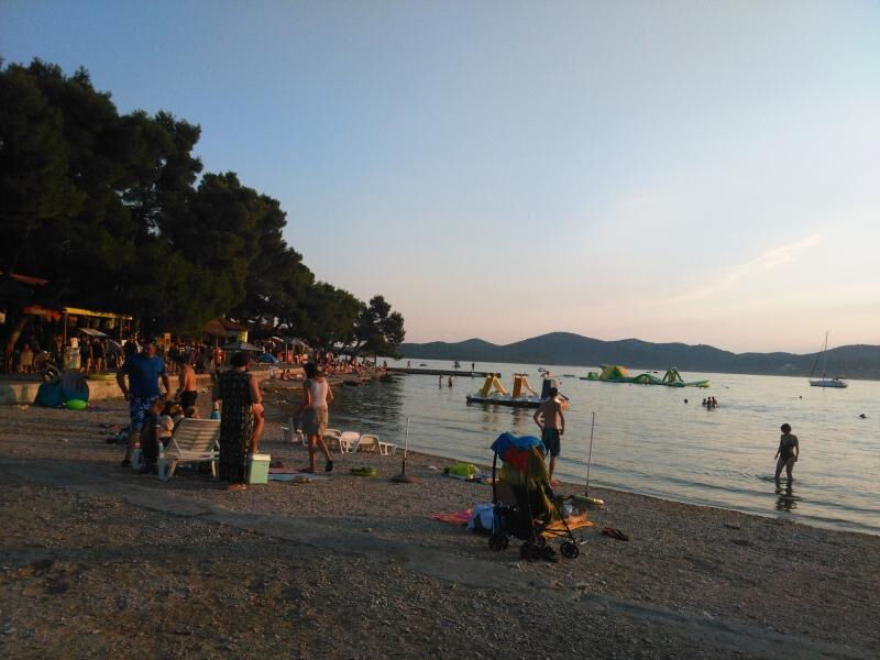 Montované Chatky Relax - Biograd Na Moru