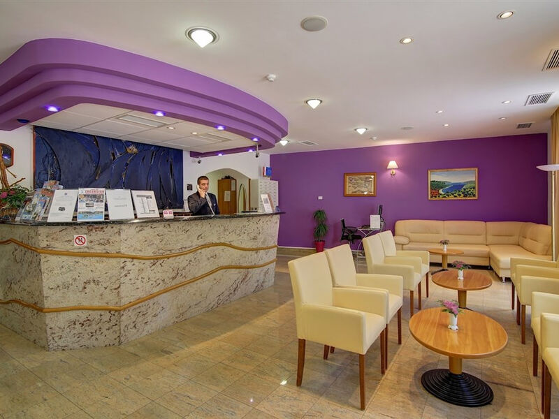 Hotel Komodor