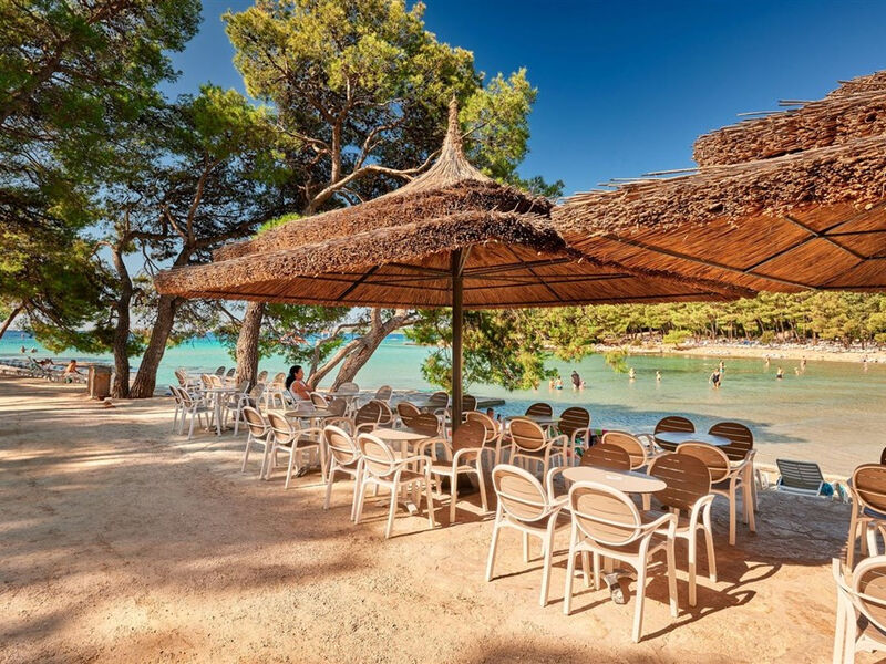 Resort Pine Beach Pakoštane