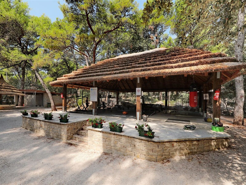 Resort Pine Beach Pakoštane