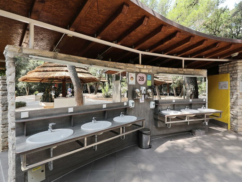 Resort Pine Beach Pakoštane