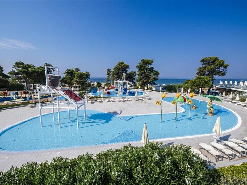 Apartmány Zaton Holiday Resort 4*