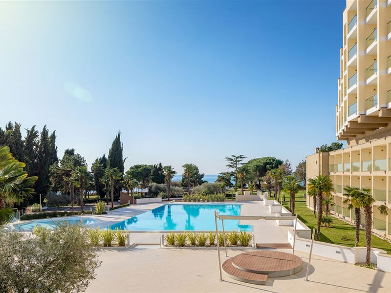 Hotel Laguna Materada