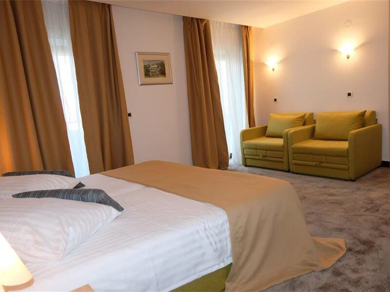 Hotel Flores