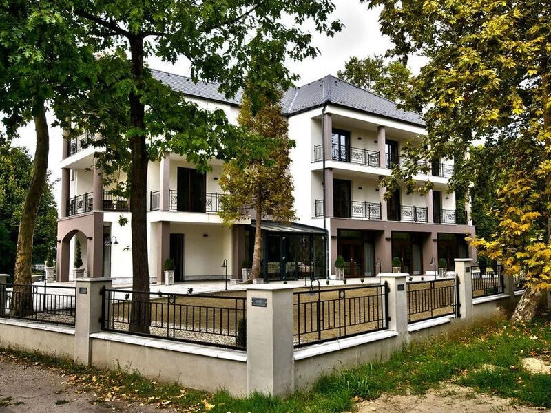 Boutique Hotel Divina