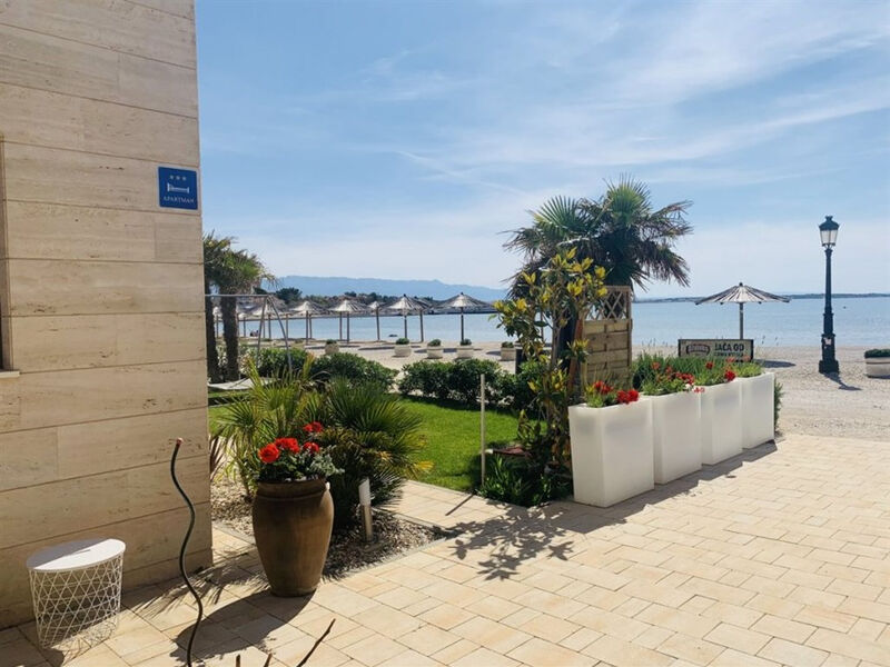 The Beach Resort Vir - Ii.