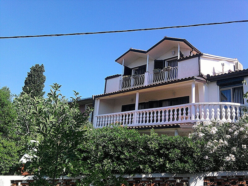 Apartmány 3298-394