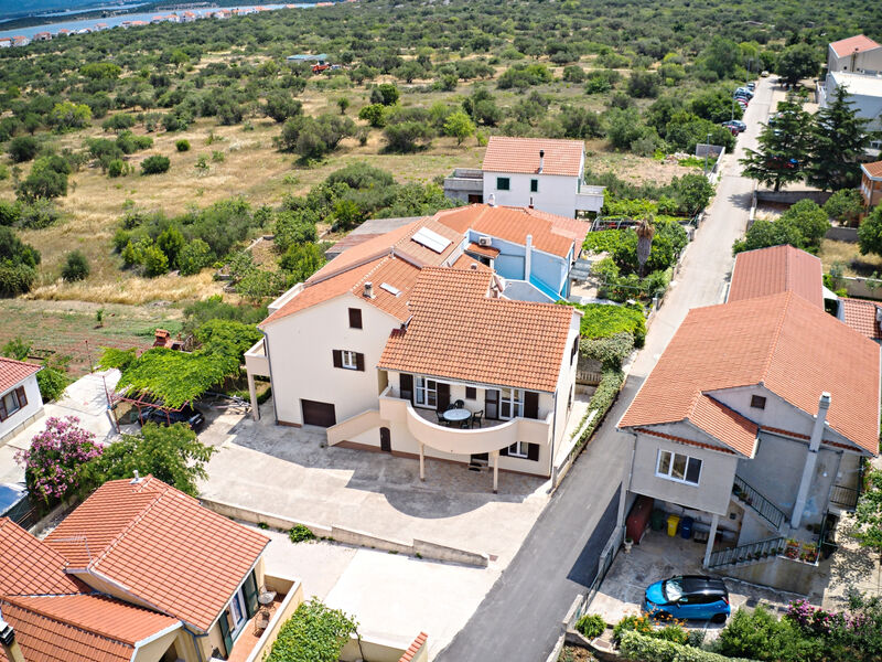 Apartmány 3298-980