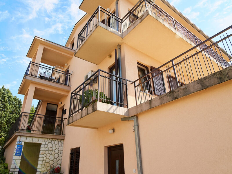 Apartmány 3298-3816