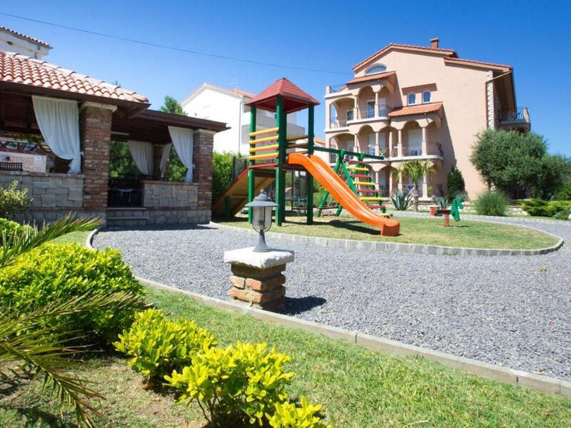 Apartmány 3298-4493